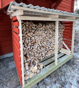 Vedförrråd Träd & Ved Entreprenörerna